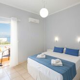 Bella Vista Beach Hotel and Studios Picture 5
