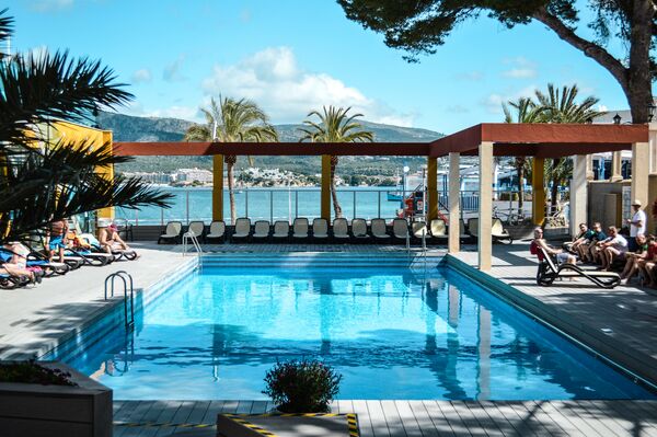 Holidays at Comodoro Playa Hotel in Palma Nova, Majorca