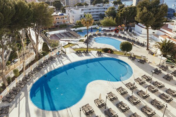 Holidays at Aluasun Torrenova Hotel in Palma Nova, Majorca