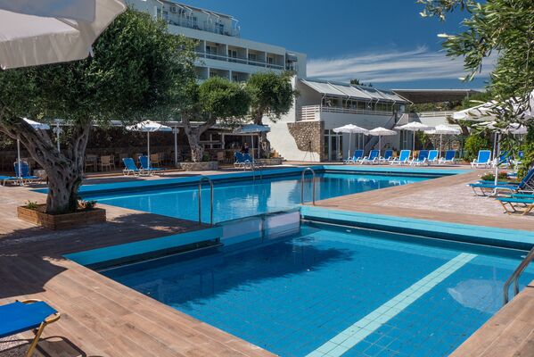 Holidays at Alexandros Hotel in Perama, Corfu