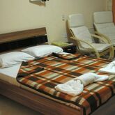 Relax Inn Hotel Picture 5