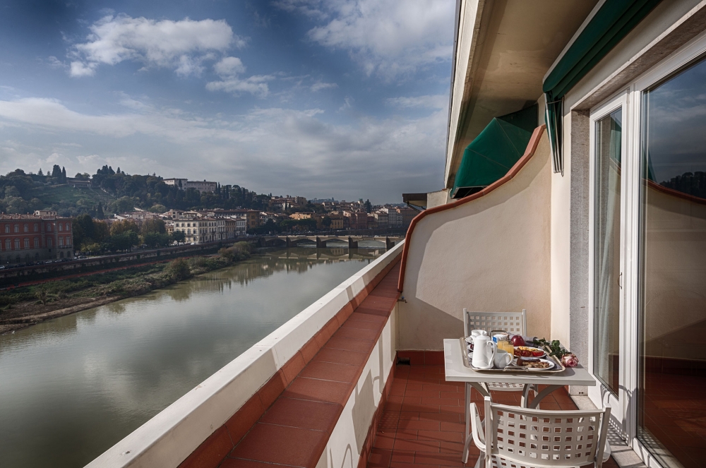Holidays at Plaza Hotel Lucchesi in Florence, Tuscany