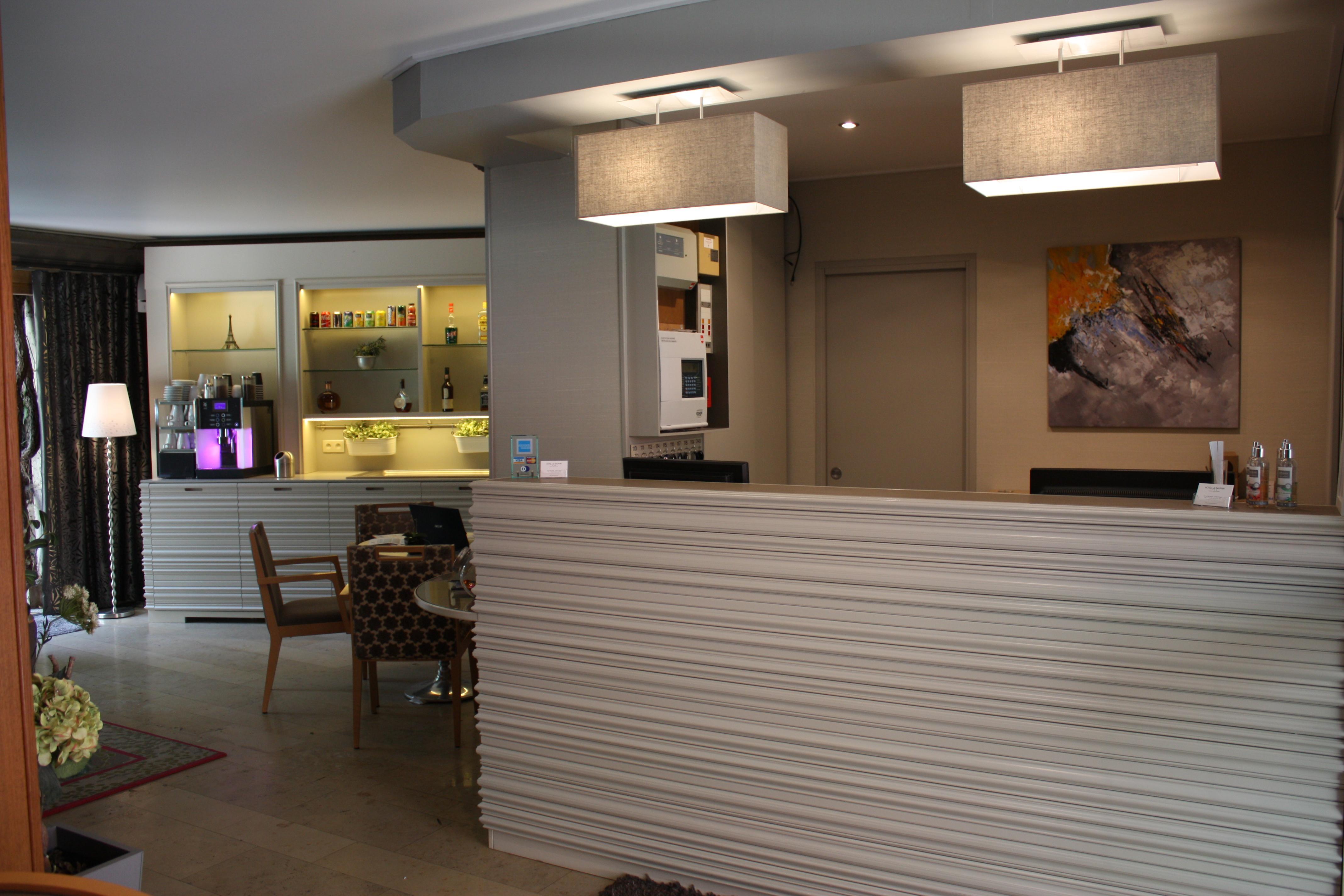 Holidays at Dauphin Hotel in West La Defense, Paris