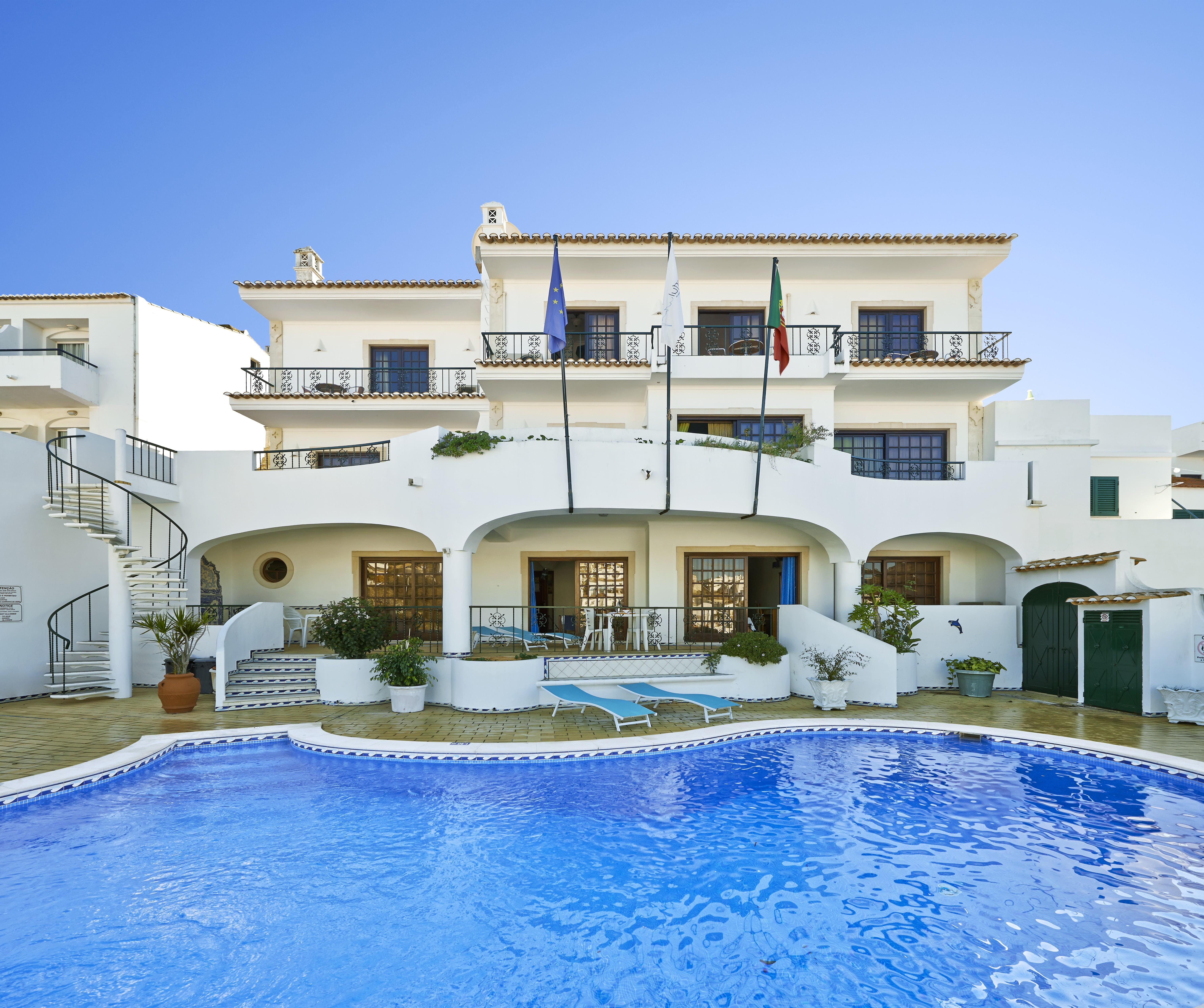 Holidays at Cheerfulway Bertolina Mansion Hotel in Albufeira, Algarve