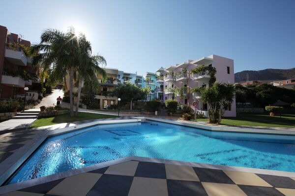 Holidays at Bellos Apartments in Hersonissos, Crete