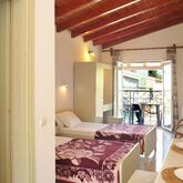 Phillipos Apartments Hotel Picture 4
