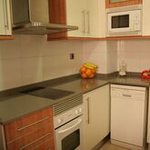 Arago565 Apartments Picture 3