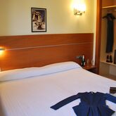 Arago565 Apartments Picture 2