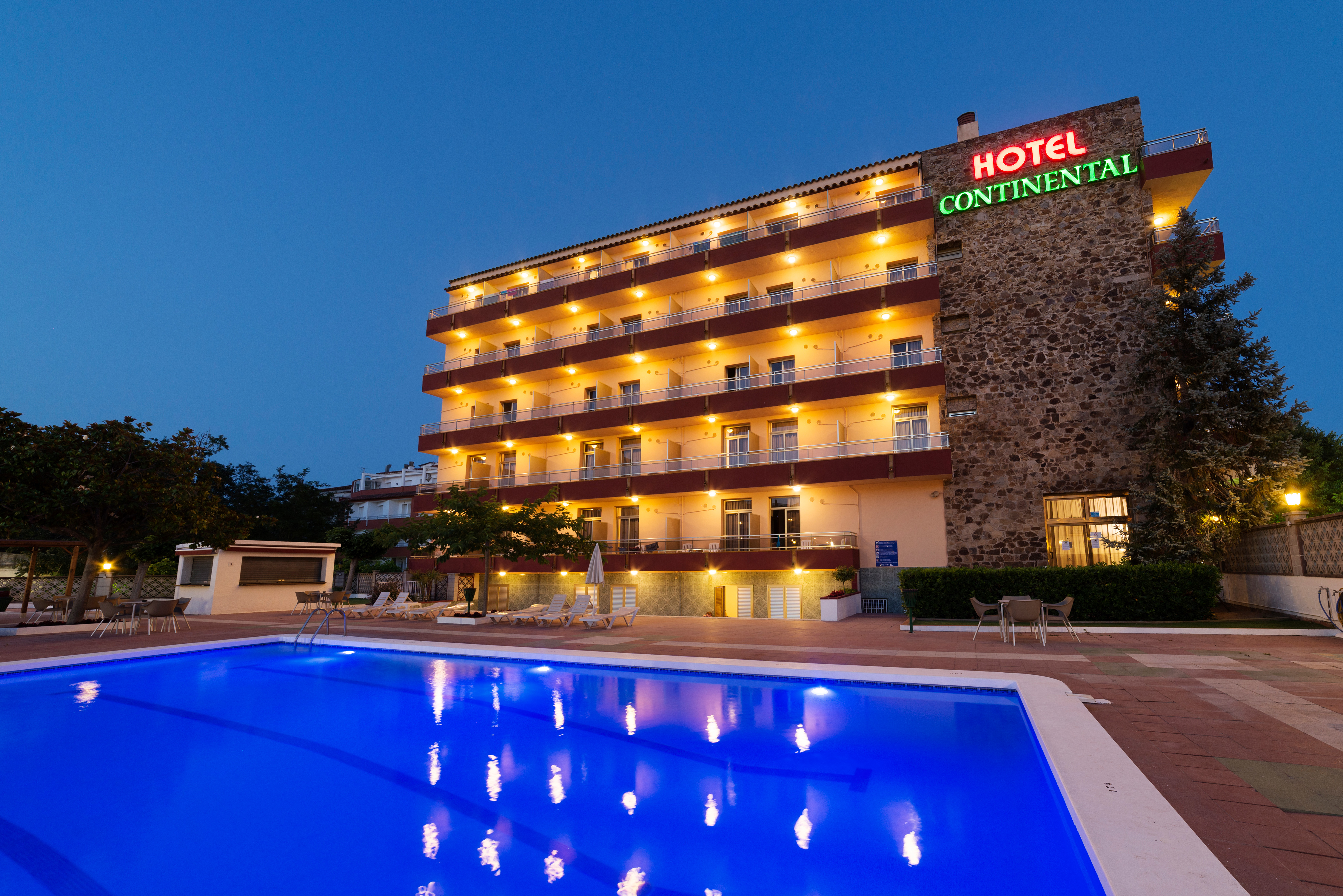 Holidays at Continental Hotel in Tossa de Mar, Costa Brava