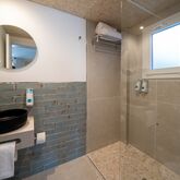 Ferrera Beach Apartments Picture 19