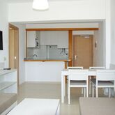 Embat Apartments Picture 9