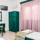 Costas Apartments Picture 4