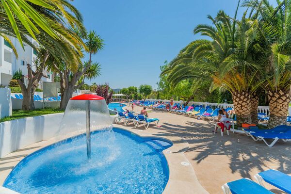 Holidays at Holiday Center Apartments in Santa Ponsa, Majorca
