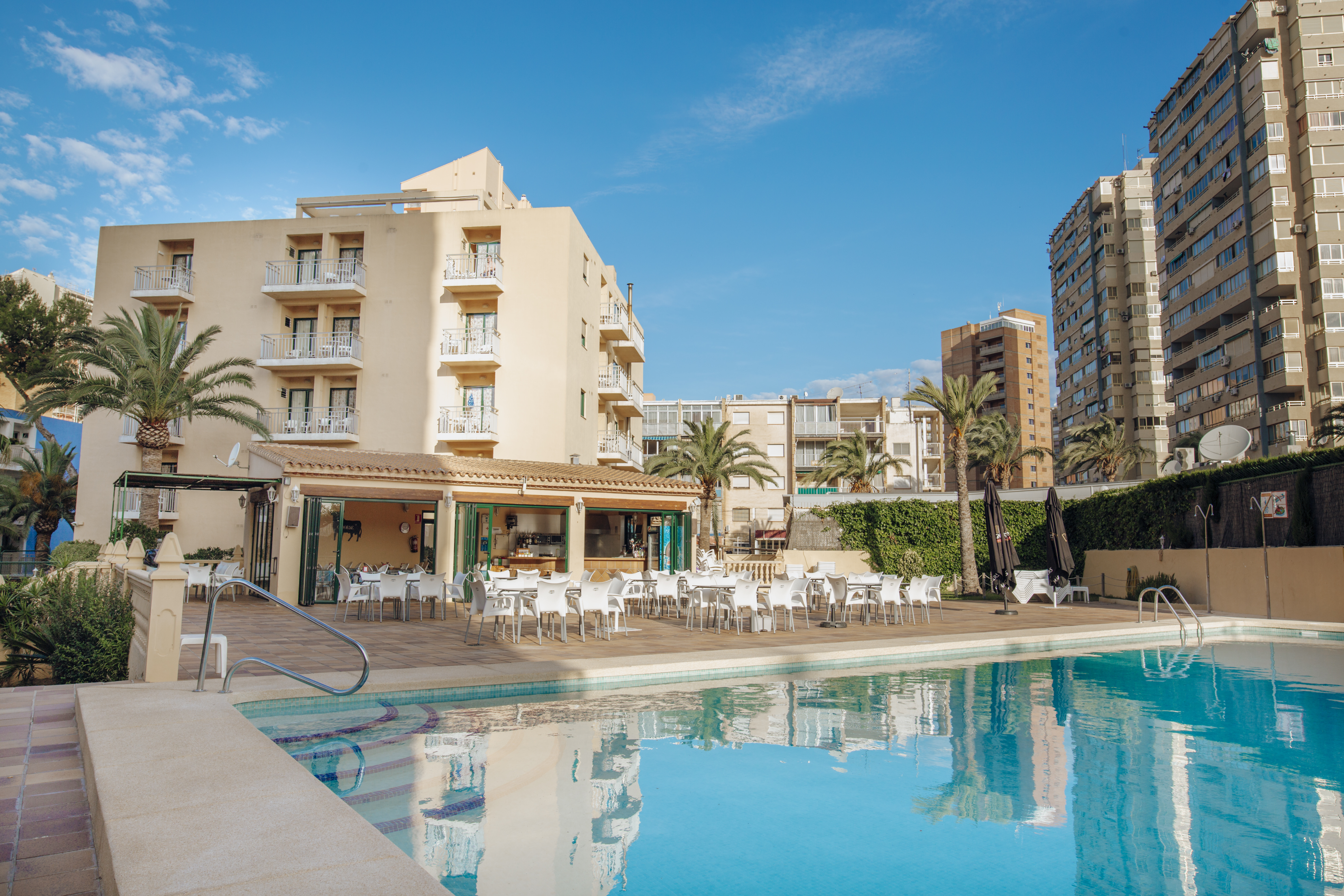Holidays at Palm Court Apartments in Benidorm, Costa Blanca