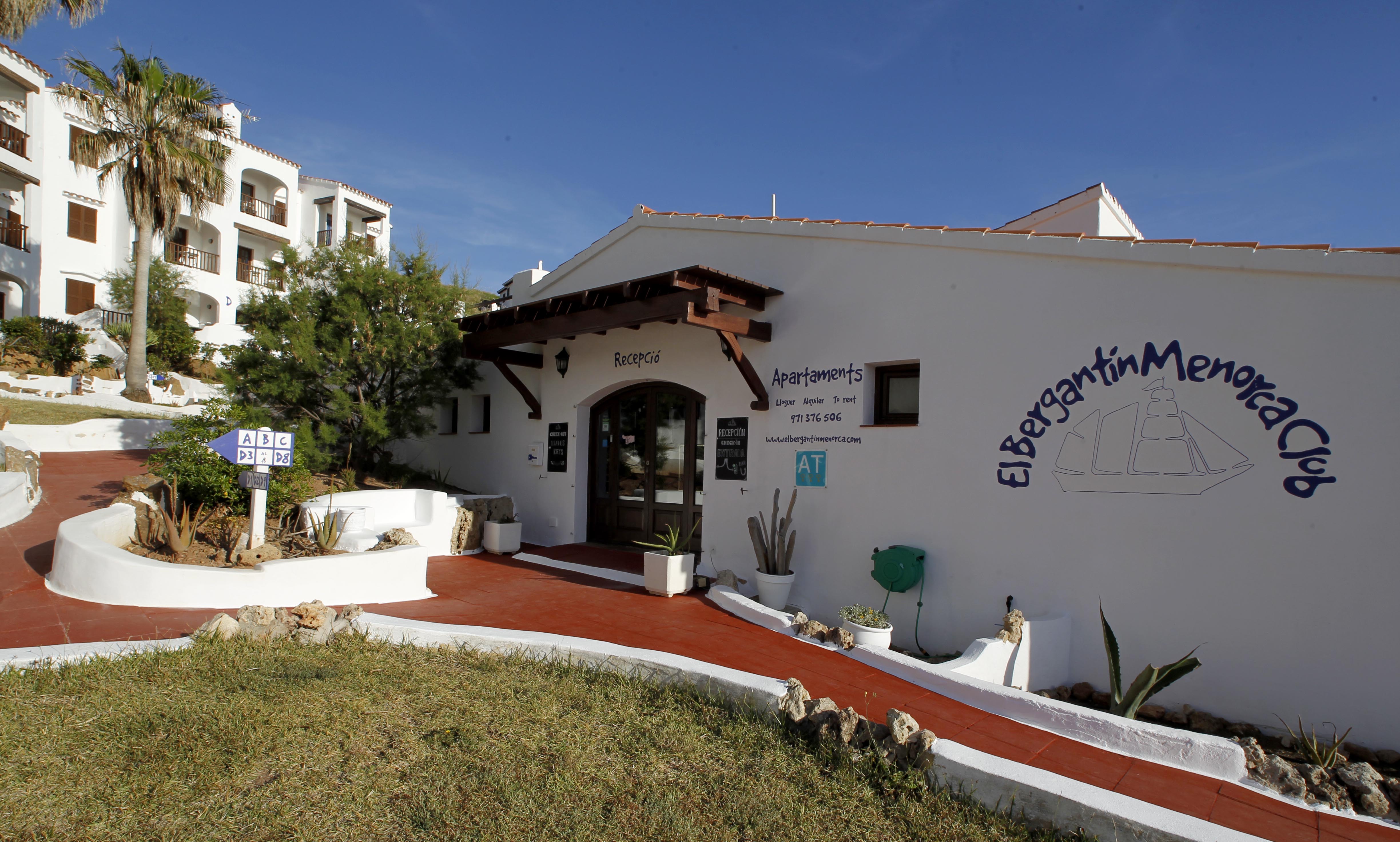 El Bergantin Apartments Picture 13