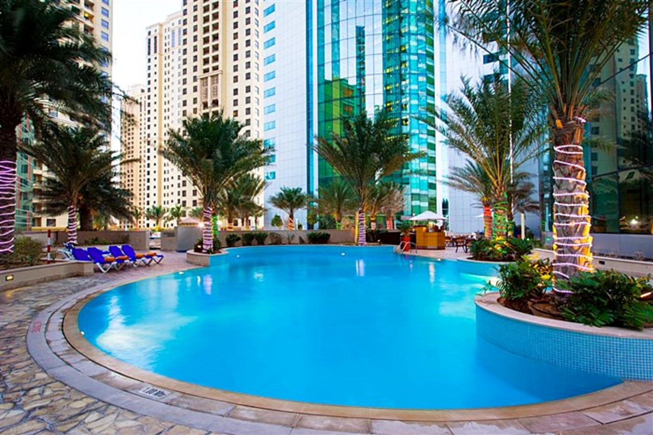 Holidays at Oasis Beach Tower Apartments in Palm Island Jumeirah, Dubai