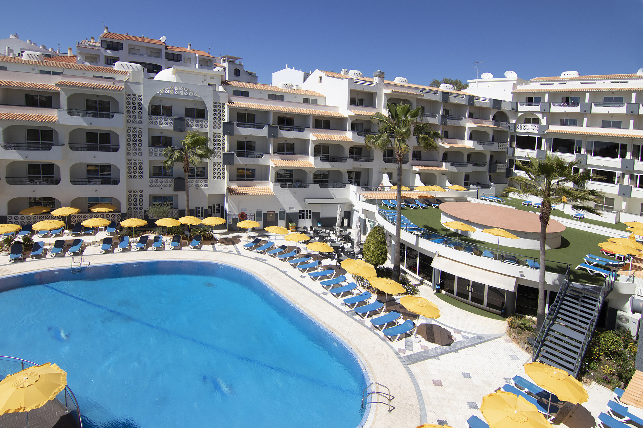 Holidays at Luna Miramar Aparthotel in Albufeira, Algarve