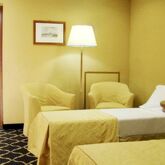 Ramada Naples Hotel Picture 5