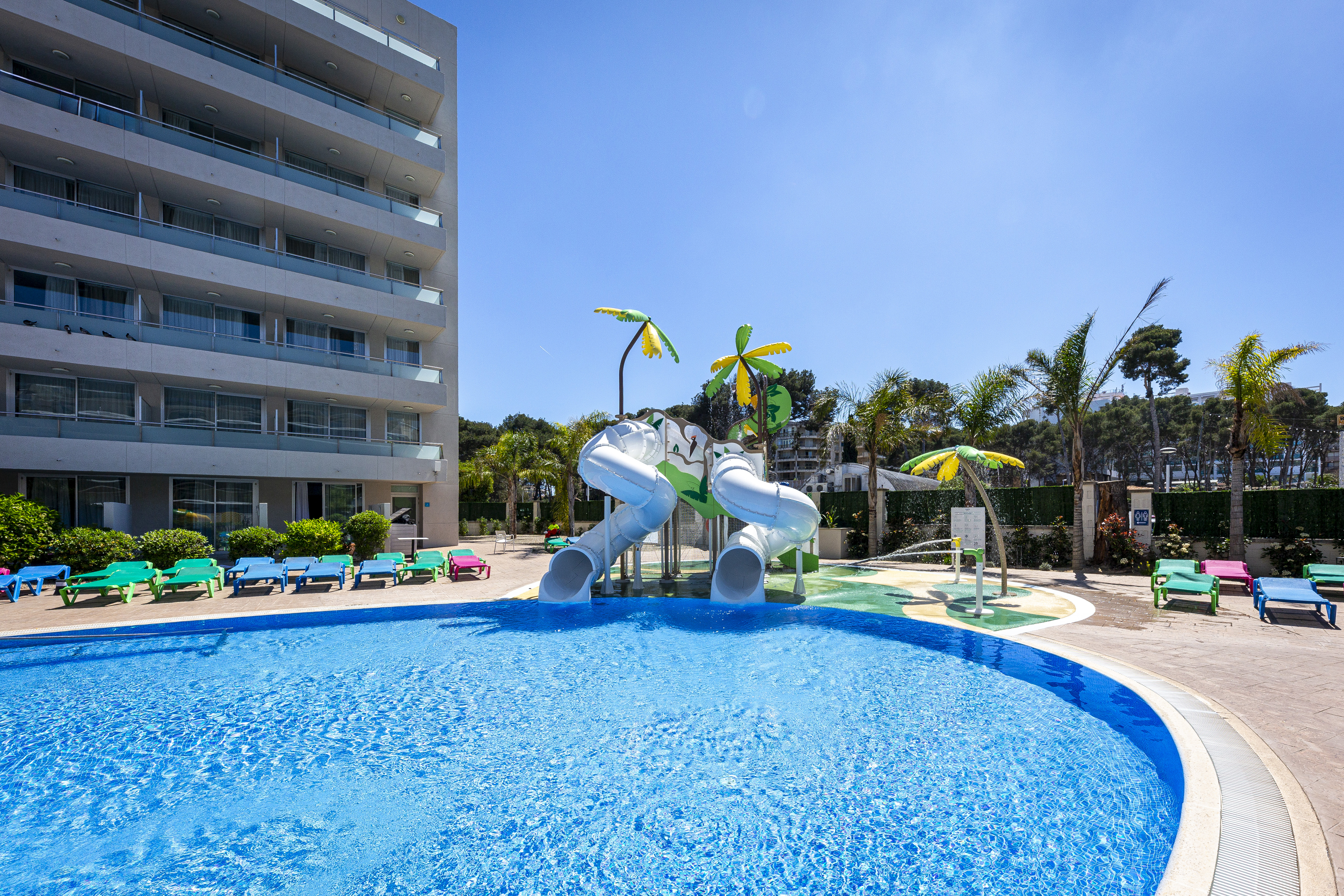 Holidays at Medplaya Calypso Hotel in Salou, Costa Dorada