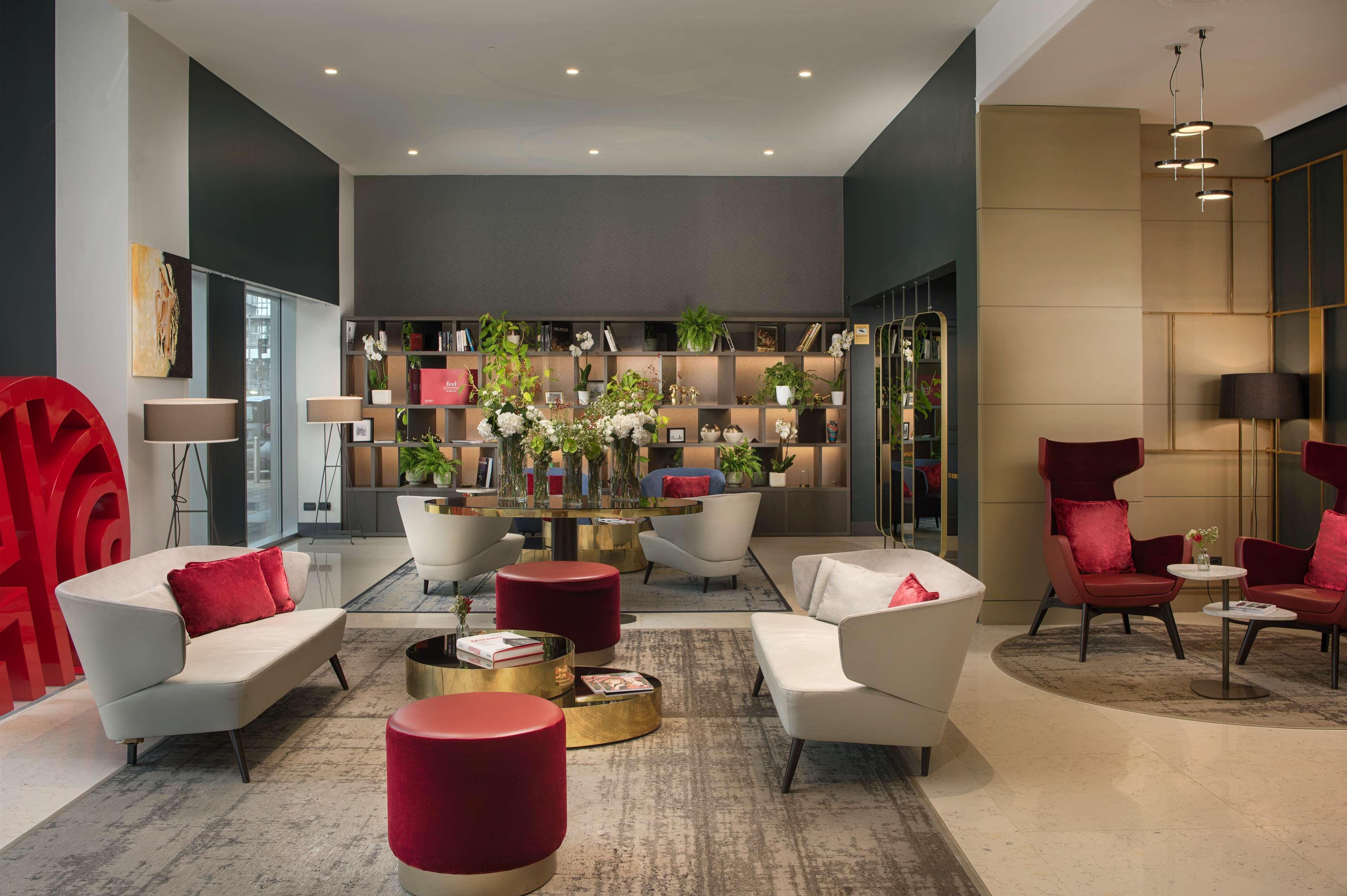 Holidays at NH Grand Hotel Verdi in Milan, Italy