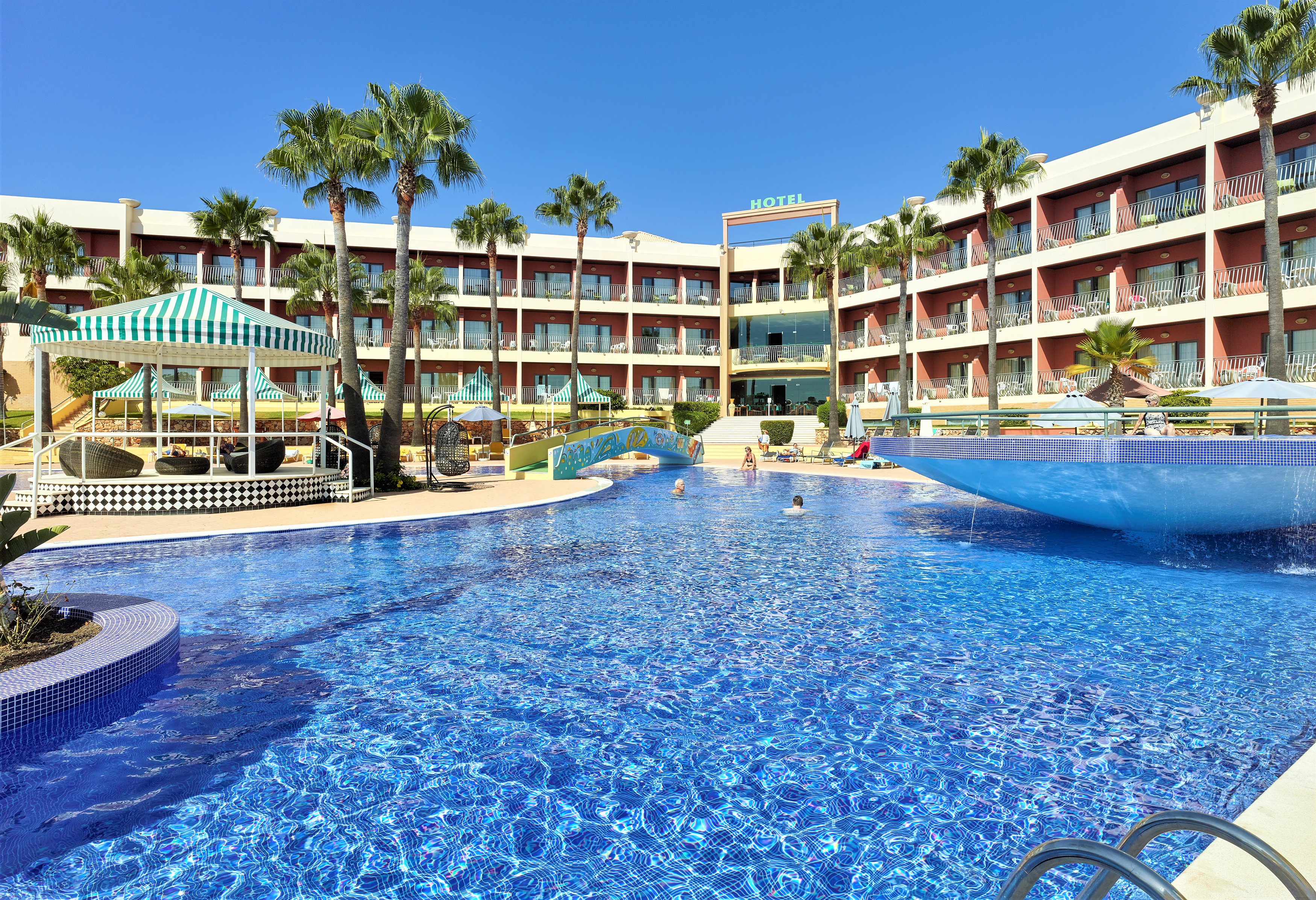 Holidays at Baia Grande Hotel in Gale, Algarve