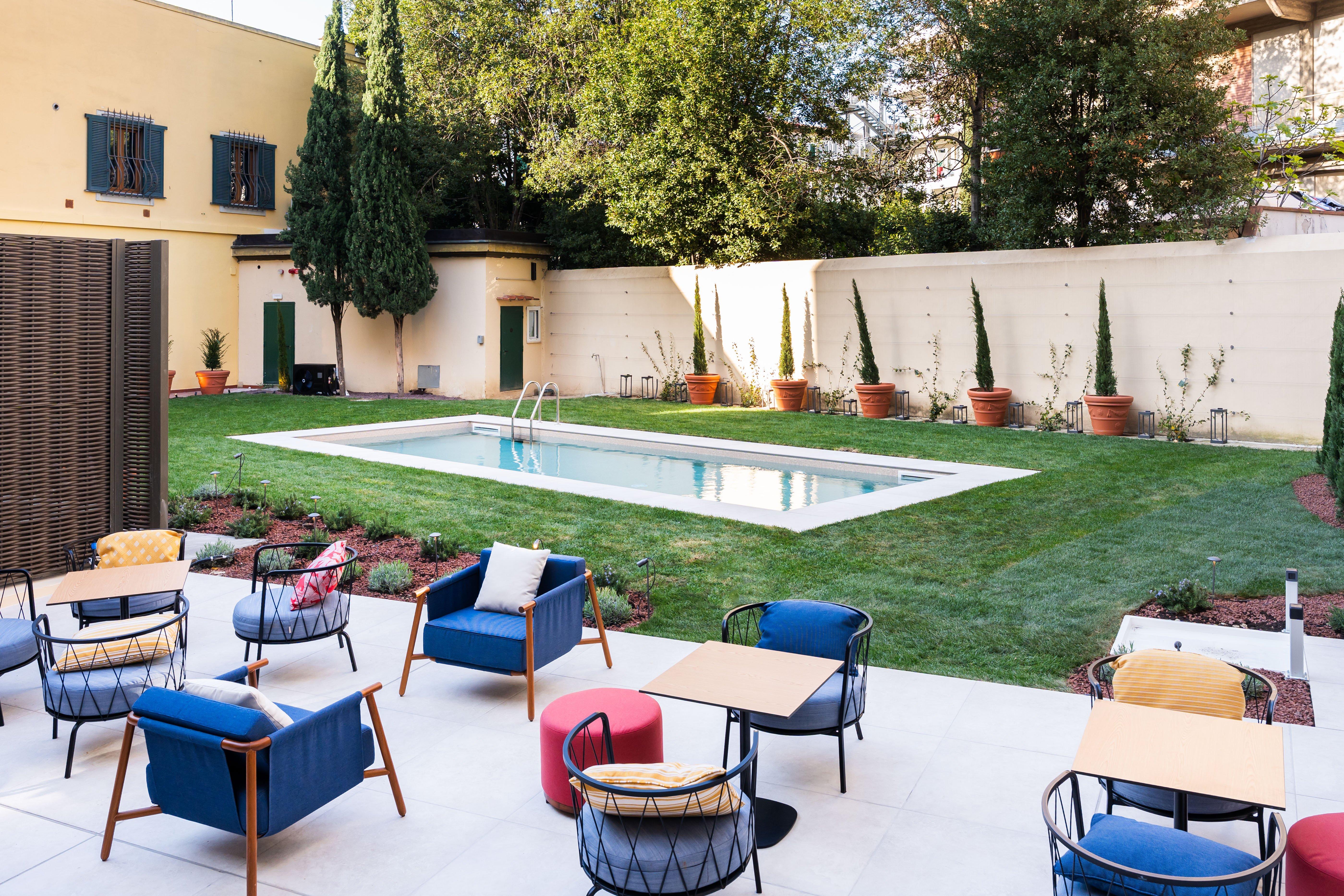 Holidays at Londra Hotel in Florence, Tuscany
