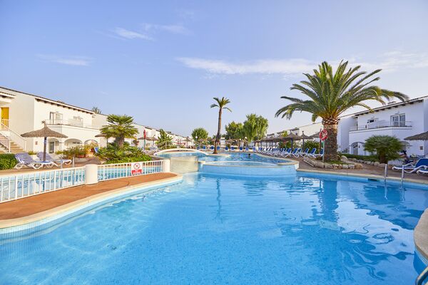 Holidays at Sea Club Resort Hotel in Alcudia, Majorca