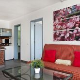 Miriam Apartments Picture 7