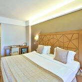 Ramada Istanbul Taksim Hotel Picture 9