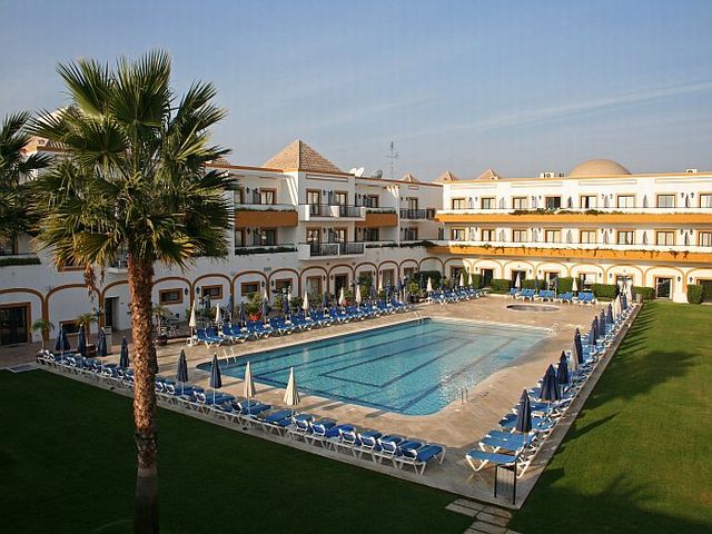 Holidays at Vila Gale Tavira Hotel in Tavira, Algarve