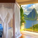 Jade Mountain Picture 5