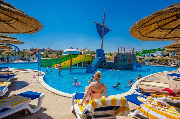 Holidays at Titanic Palace Resort and Aqua Park in Safaga Road, Hurghada