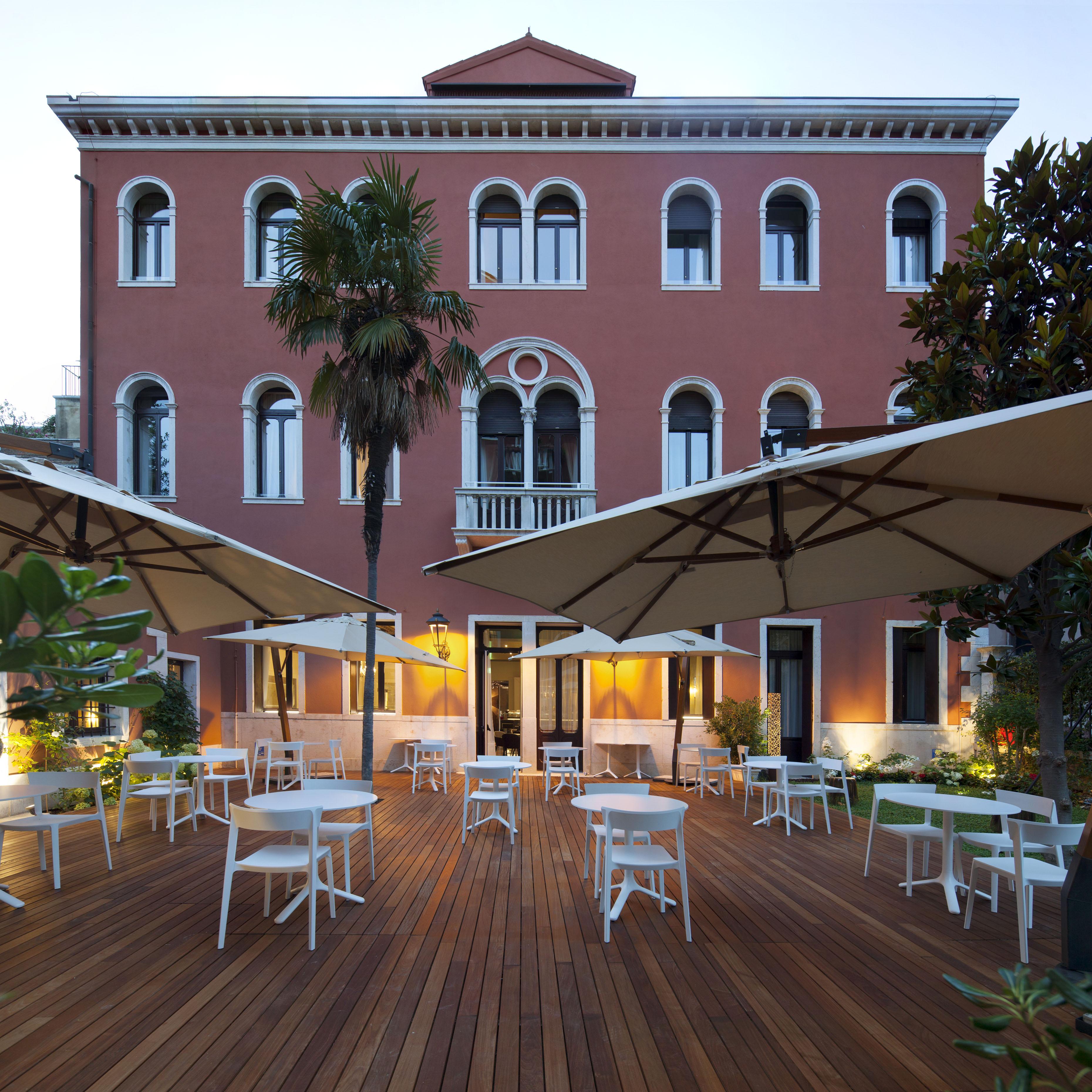 Holidays at NH Palazzo Barocci Hotel in Venice, Italy