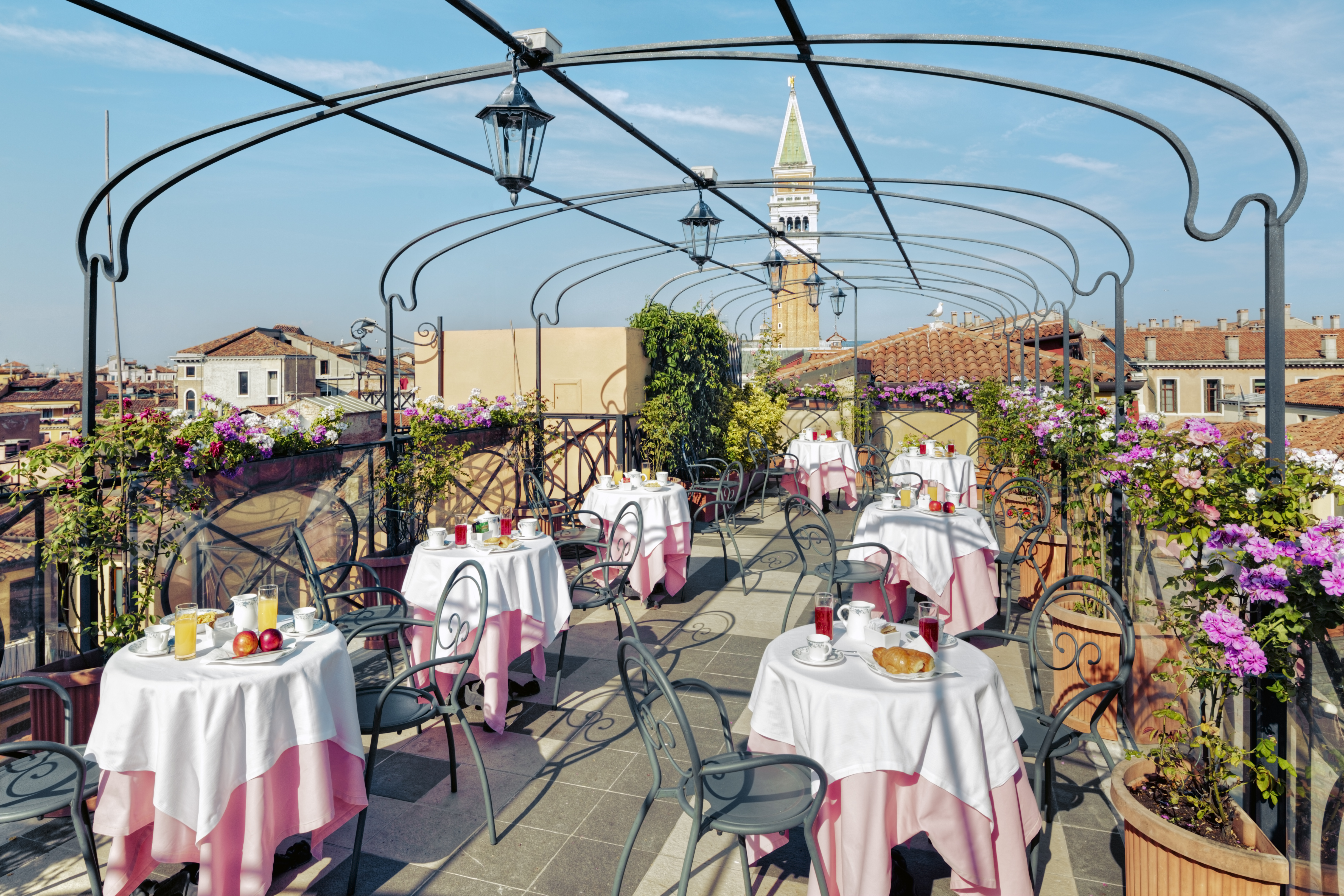 Holidays at Firenze Hotel in Venice, Italy