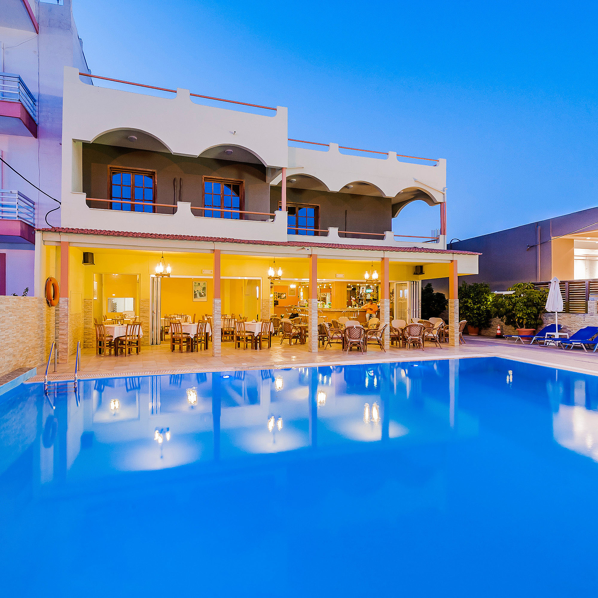 Holidays at Esmeralda Aprthotel in Kremasti, Rhodes