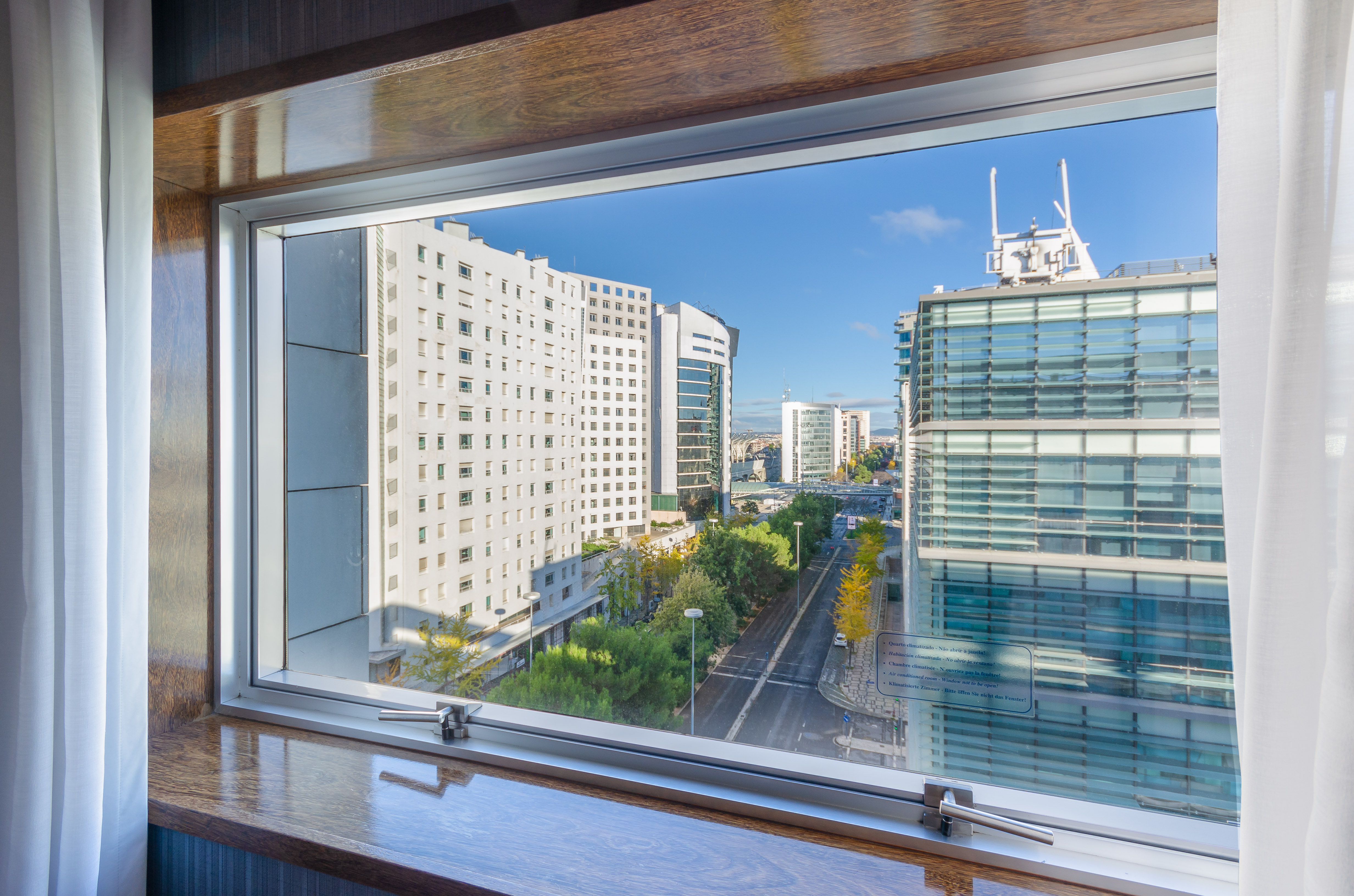 Holidays at Olissippo Oriente Hotel in Lisbon, Portugal