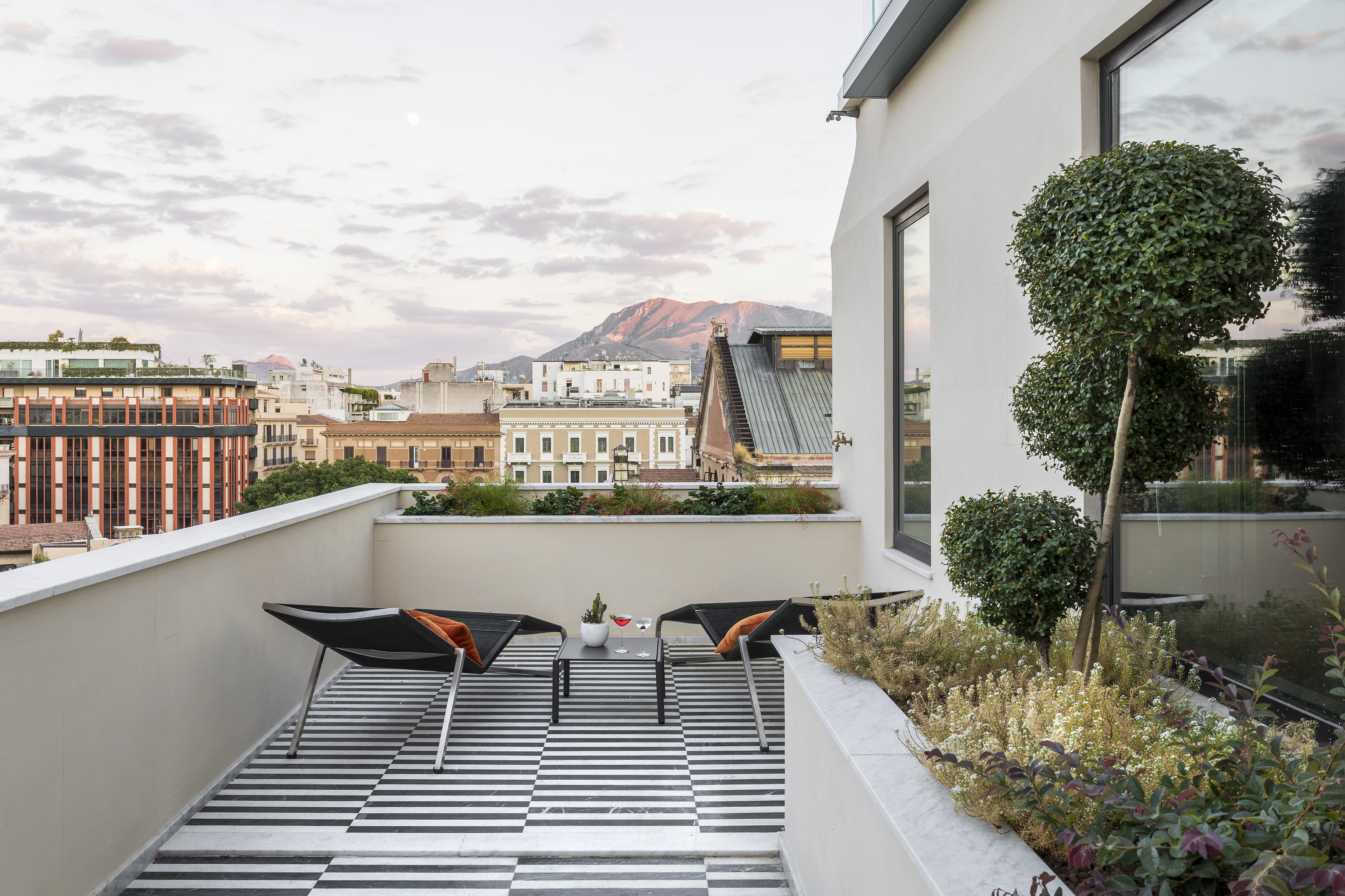Holidays at Plaza Opera Hotel in Palermo, Sicily
