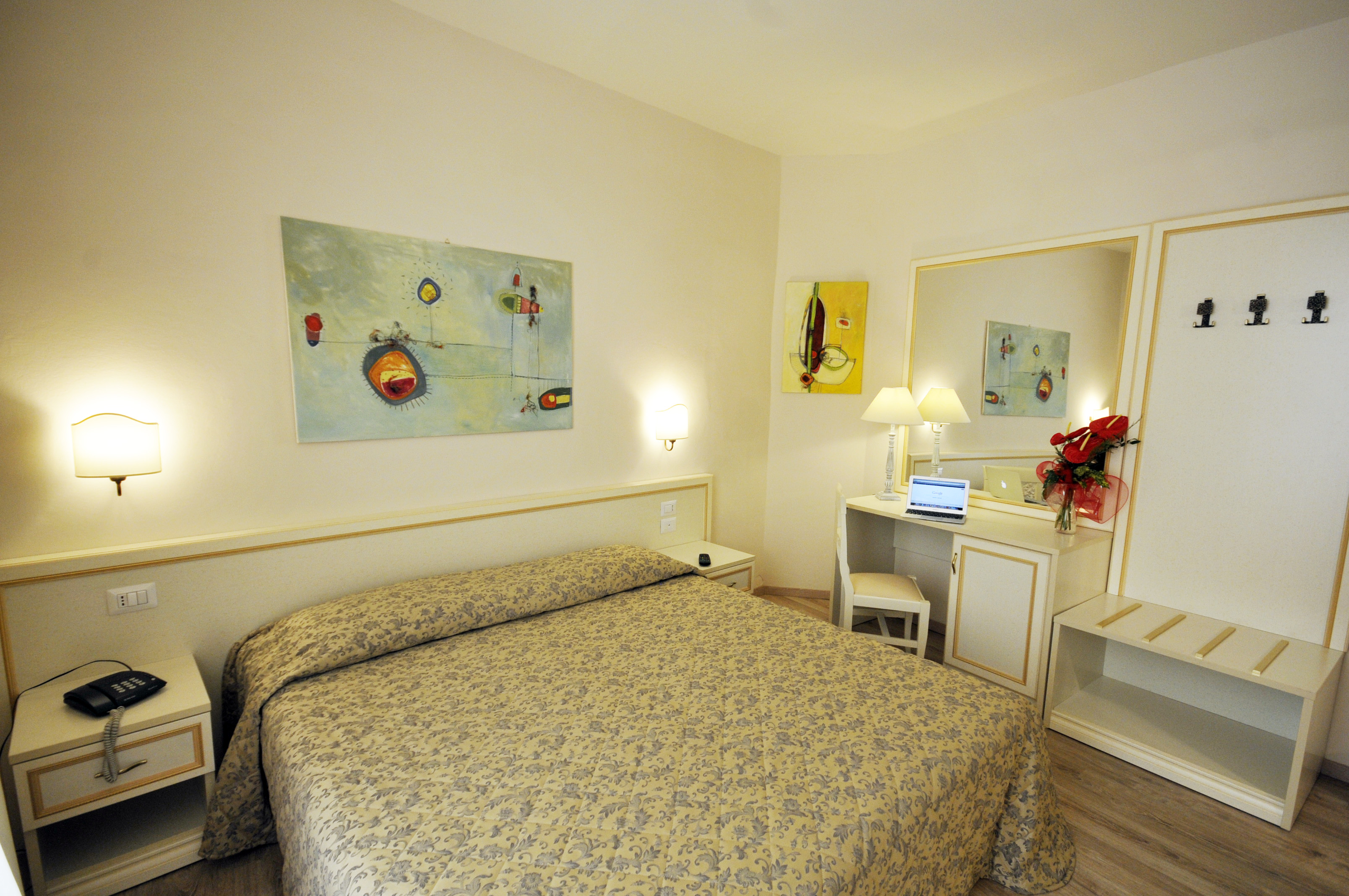 Holidays at Azzi Hotel Locande Degli Artisti in Florence, Tuscany