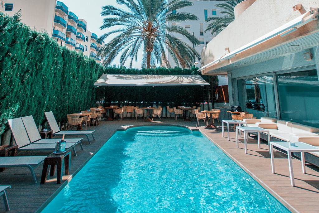 Holidays at El Pacha Hotel in Ibiza Town, Ibiza