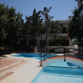 Rena Apartments Picture 9