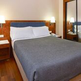 NH Barcelona Entenza Hotel Picture 2
