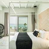 Blue Carpet Luxury Suites Picture 9