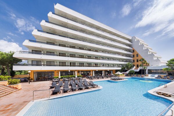 Holidays at Tropic Park Hotel in Malgrat de Mar, Costa Brava
