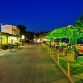 Dolphin Beach Hotel Picture 9