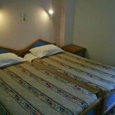 Denise Apartments Picture 2