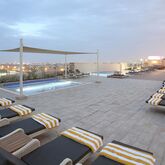 Metropolitan Dubai Hotel Picture 3