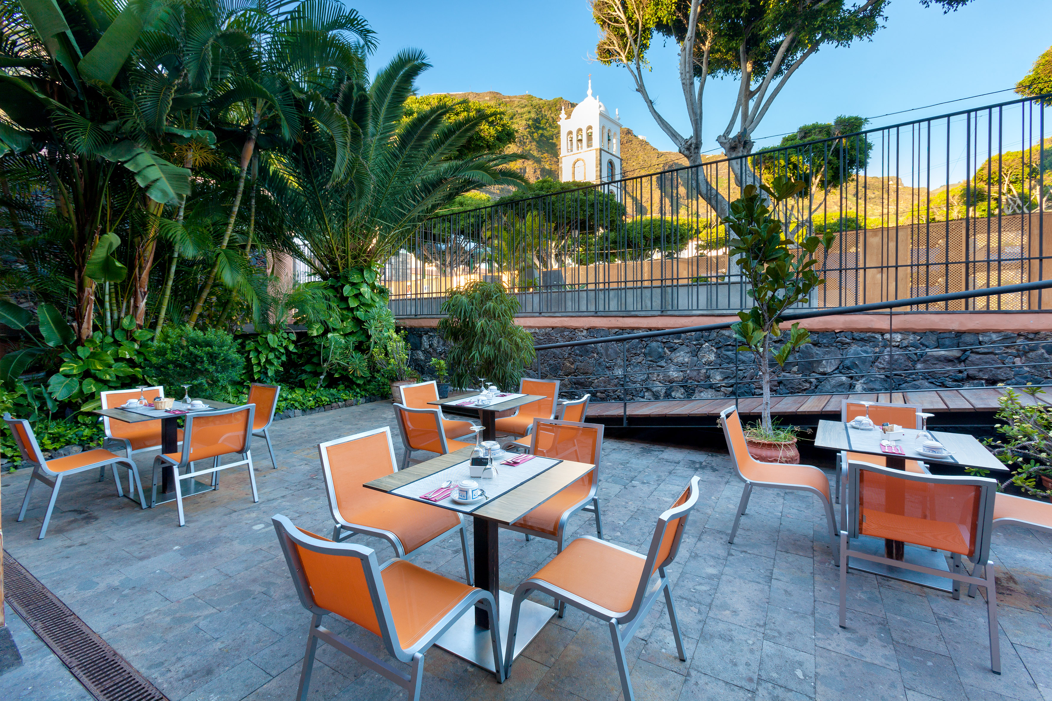 Holidays at Hotel LIVVO La Quinta Roja in Garachico, Tenerife