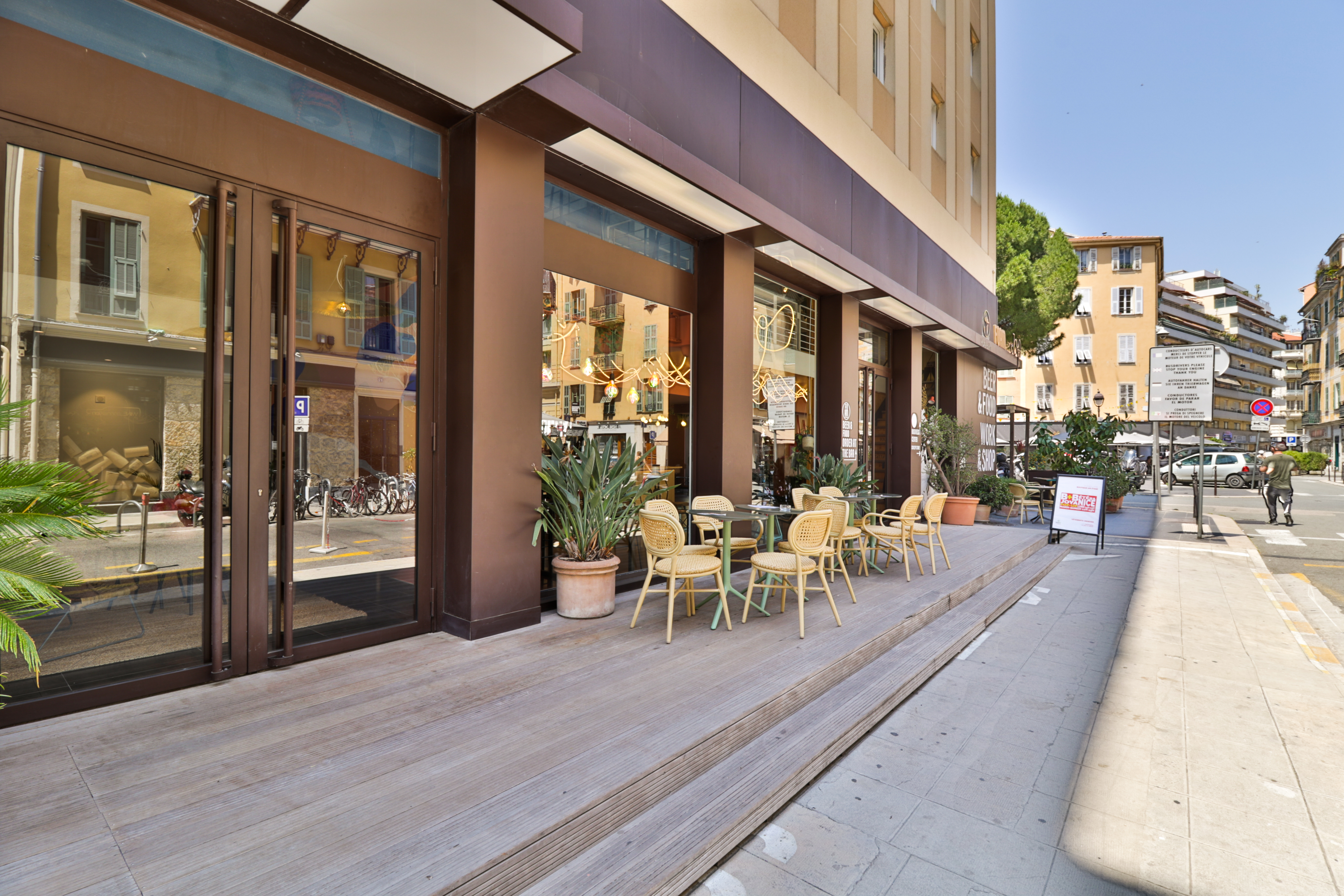 Holidays at Kyriad Nice Centre Port Hotel in Nice, France