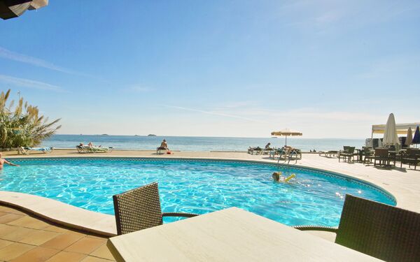 Holidays at Sal Rossa Apartments in Playa d'en Bossa, Ibiza