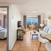 Sol Barbacan ApartHotel Picture 10